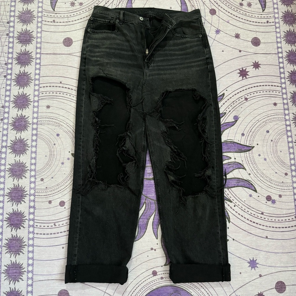 Black Distressed American Eagle Jeans Size 10